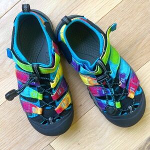 KEEN Kids  Newport H2, Rainbow Tie-Dye, Little Kid 3, EUC